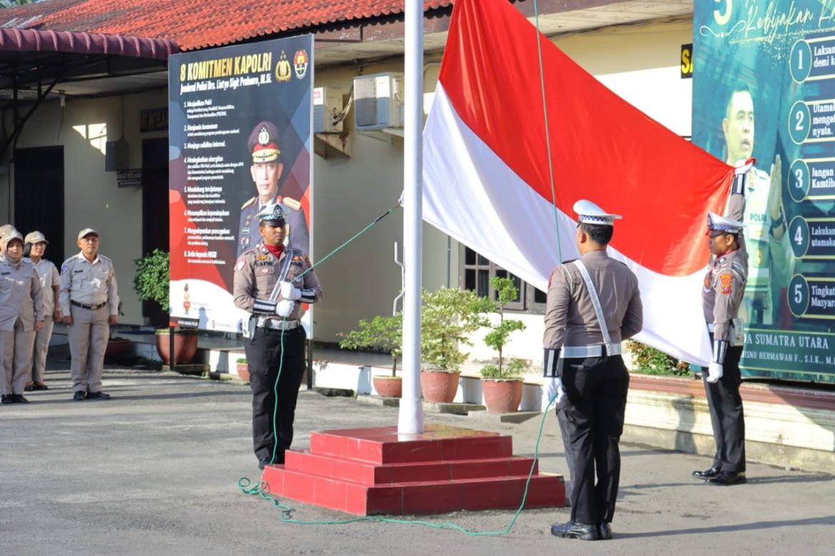 Polres Tebing Tinggi Gelar Upacara Bulanan, Kapolres Tekankan Pengamanan Ramadhan