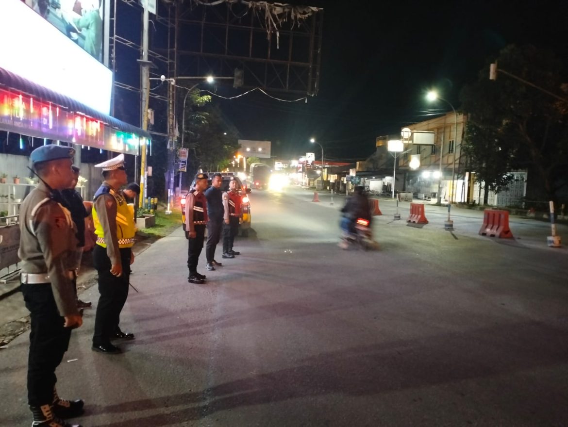 Polres Tebing Tinggi Patroli Blue Light, Persempit Ruang Gerak Kejahatan