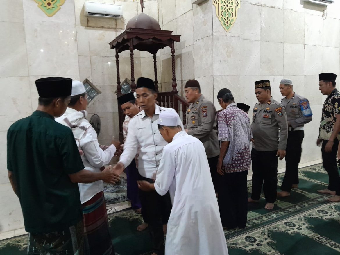 Safari Ramadhan, Polres Sergai Shalat Tarawih Berjamaah di Masjid Al-Abrar