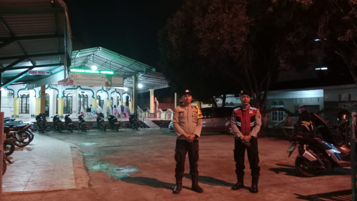 Jaga Kamtibmas di Bulan Ramadhan, Polres Tebing Tinggi Amankan Sholat Tarawih