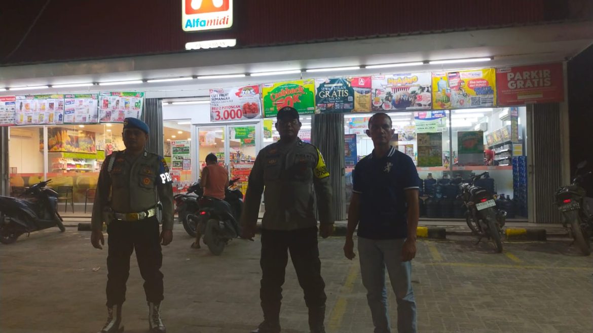 Patroli Malam Polsek Medang Deras Jaga Kondusifitas Kamtibmas