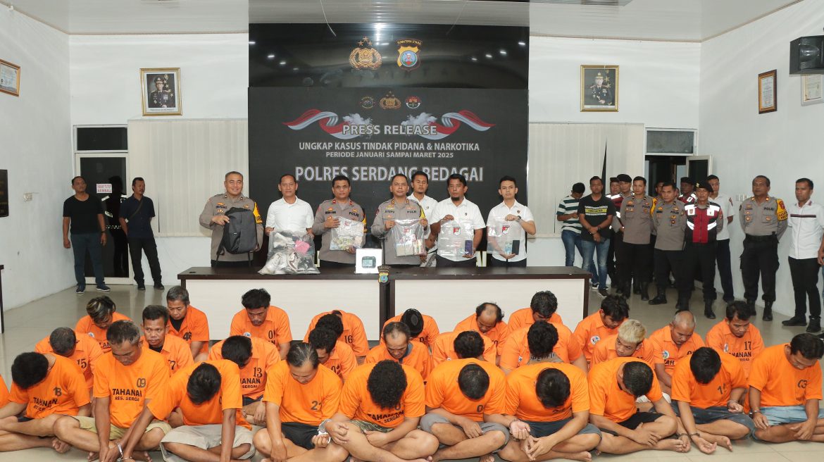 Kapolres Sergai Pimpin Press Release Ungkap Kasus Periode Januari-Maret 2025