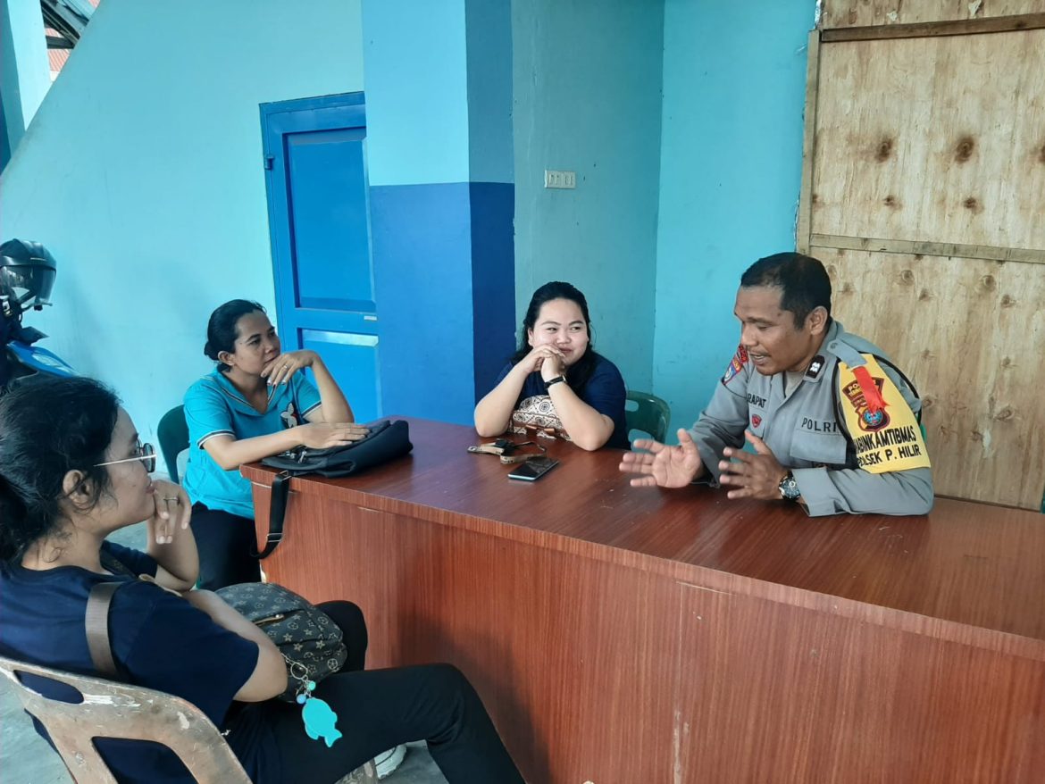 Door to Door System, Bhabinkamtibmas Polsek Padang Hilir Himbau Masyarakat