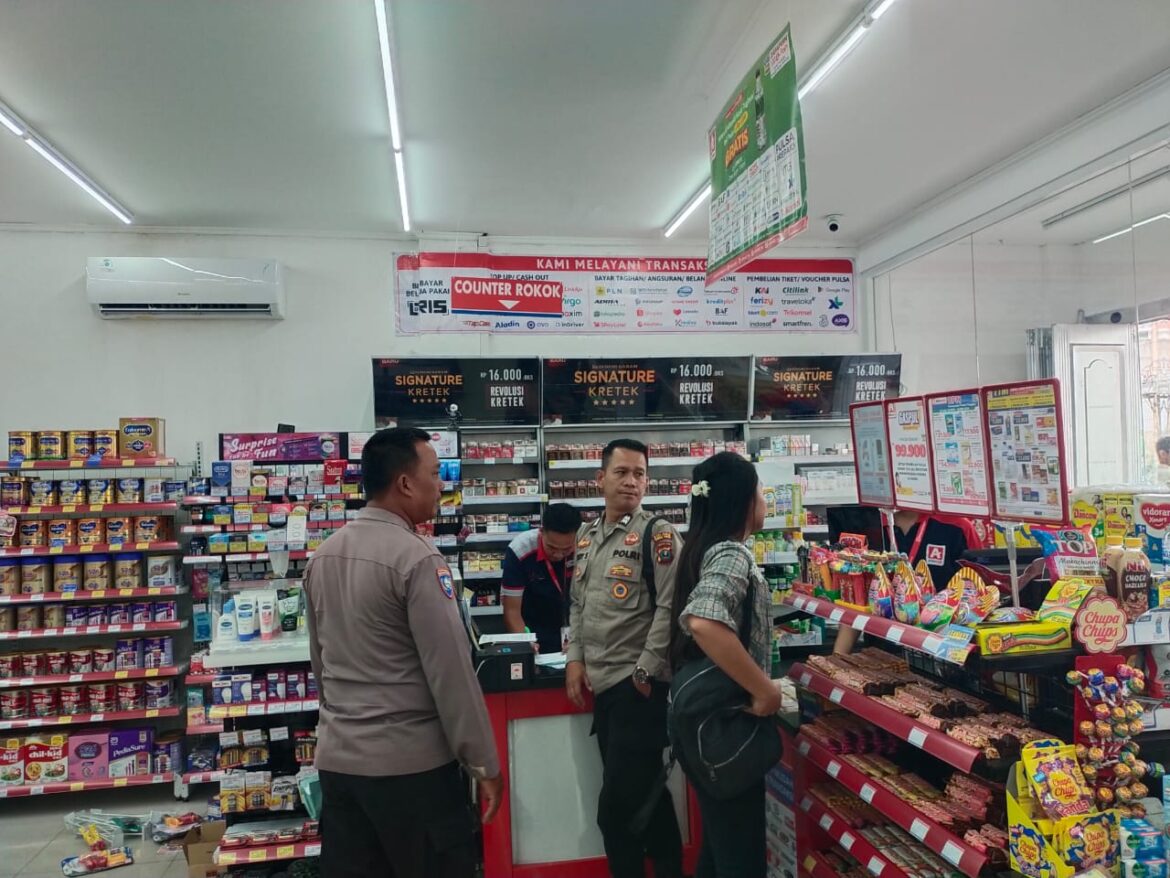 Sambang ke Mini Market, Sat Binmas Polres Tebing Tinggi Himbau Karyawan