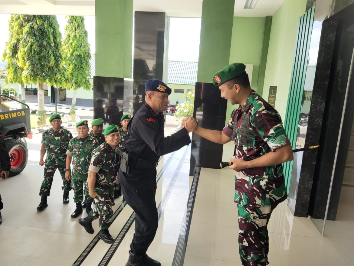 Jalin Sinergitas Danyon C Sat Brimob Polda Sumut Silaturahmi Ke Kodim 0212/TS