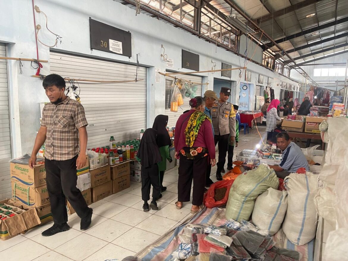 Cegah Aksi Kejahatan, Polsek Sukaramai Laksanakan KRYD di Pasar Rakyat