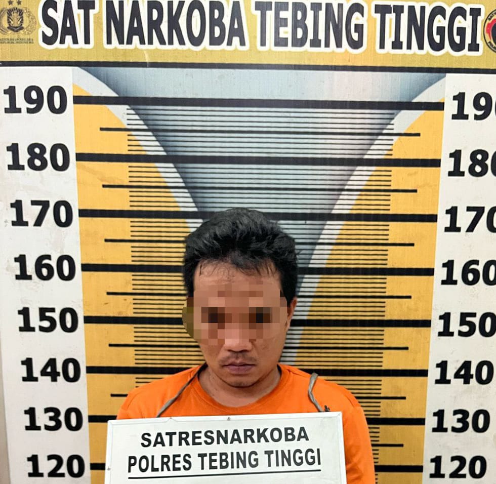 Sembunyi Dibawah Rumah Panggung, Polres Tebing Tinggi Tangkap Pengedar Sabu
