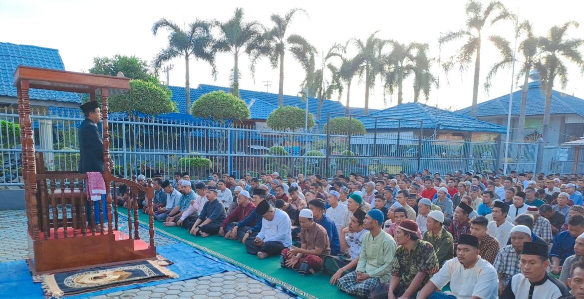 Perkuat Iman Merajut Kebersamaan Melalui Ibadah dan Qurban 1446 H Lapas Tebing Tinggi Laksanakan Sholat Idul Adha