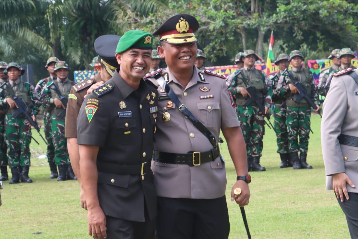 Kapolres Simalungun Hadiri Sertijab Komandan Yonif 122/Tombak Sakti Wujud Sinergitas TNI-Polri