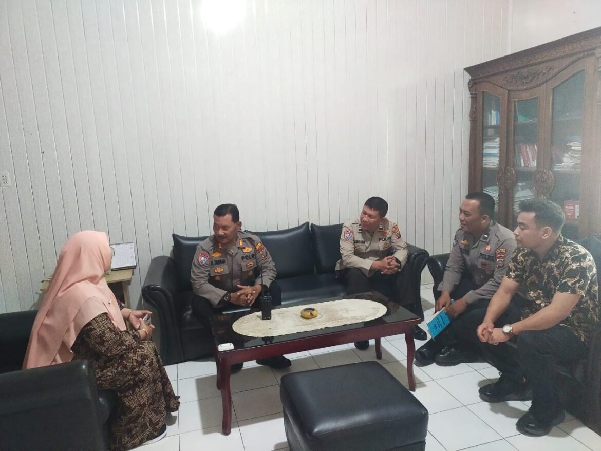 Polres Tebing Tinggi Koordinasi ke Kesbang Linmas Terkait Latkatpuan Satkamling
