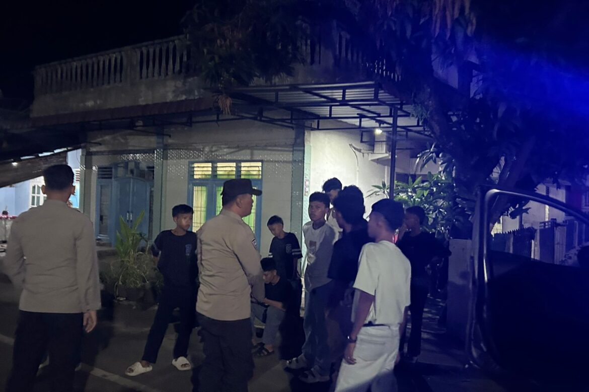 Personil Polsek Sibolga Selatan Patroli Dialogis Antisipasi Aksi Premanisme