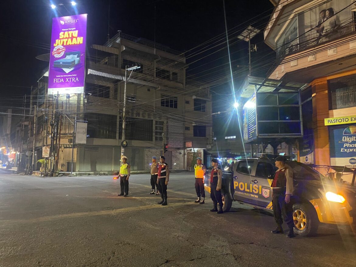 Polres Tebing Tinggi Patroli Blue Light, Warga Merasa Lebih Aman di Malam Hari