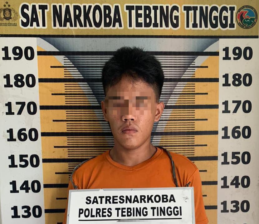 Satresnarkoba Polres Tebing Tinggi Ciduk Pemilik Sabu Dari Dalam Rumah