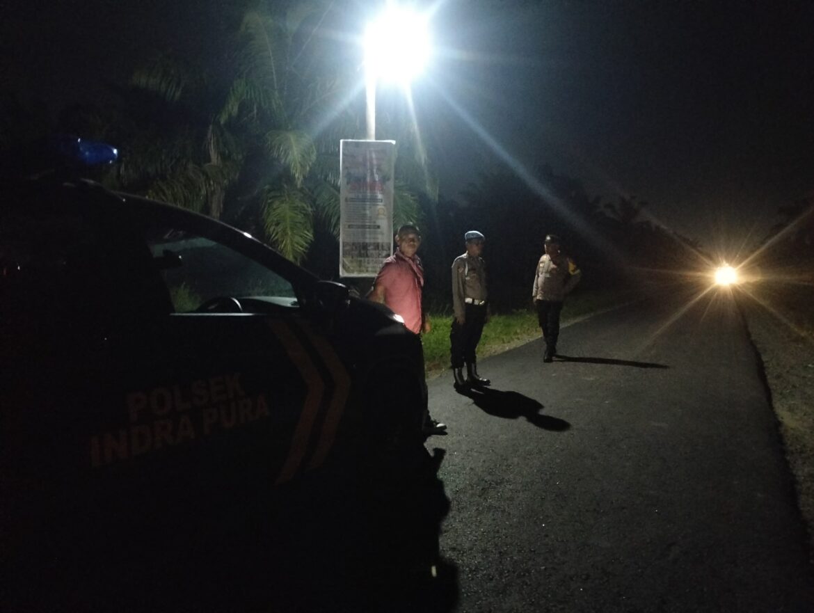 Polsek Indrapura Patroli Mobile Pastikan Kondusifitas Kamtibmas
