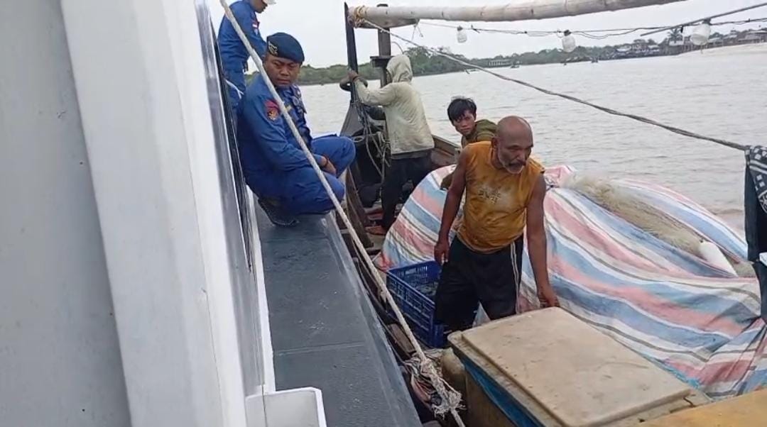 Sat Pol Airud Polres Sergai Patroli Perketat Keamanan Wilayah Laut