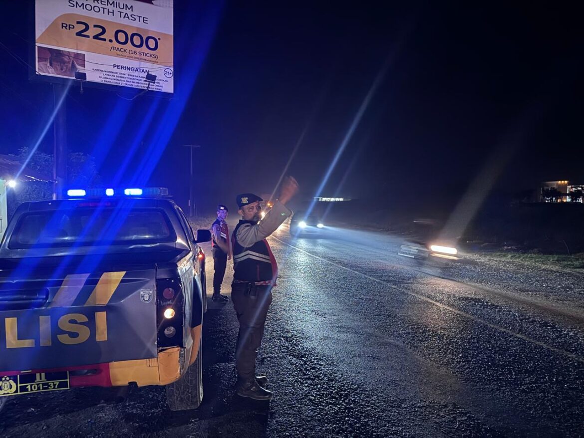 Polres Batu Bara Patroli Blue Light Tingkatkan Kamtibmas