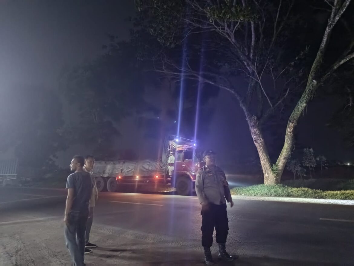 Polsek Lima Puluh Patroli Mobile Pastikan Kamtibmas Aman
