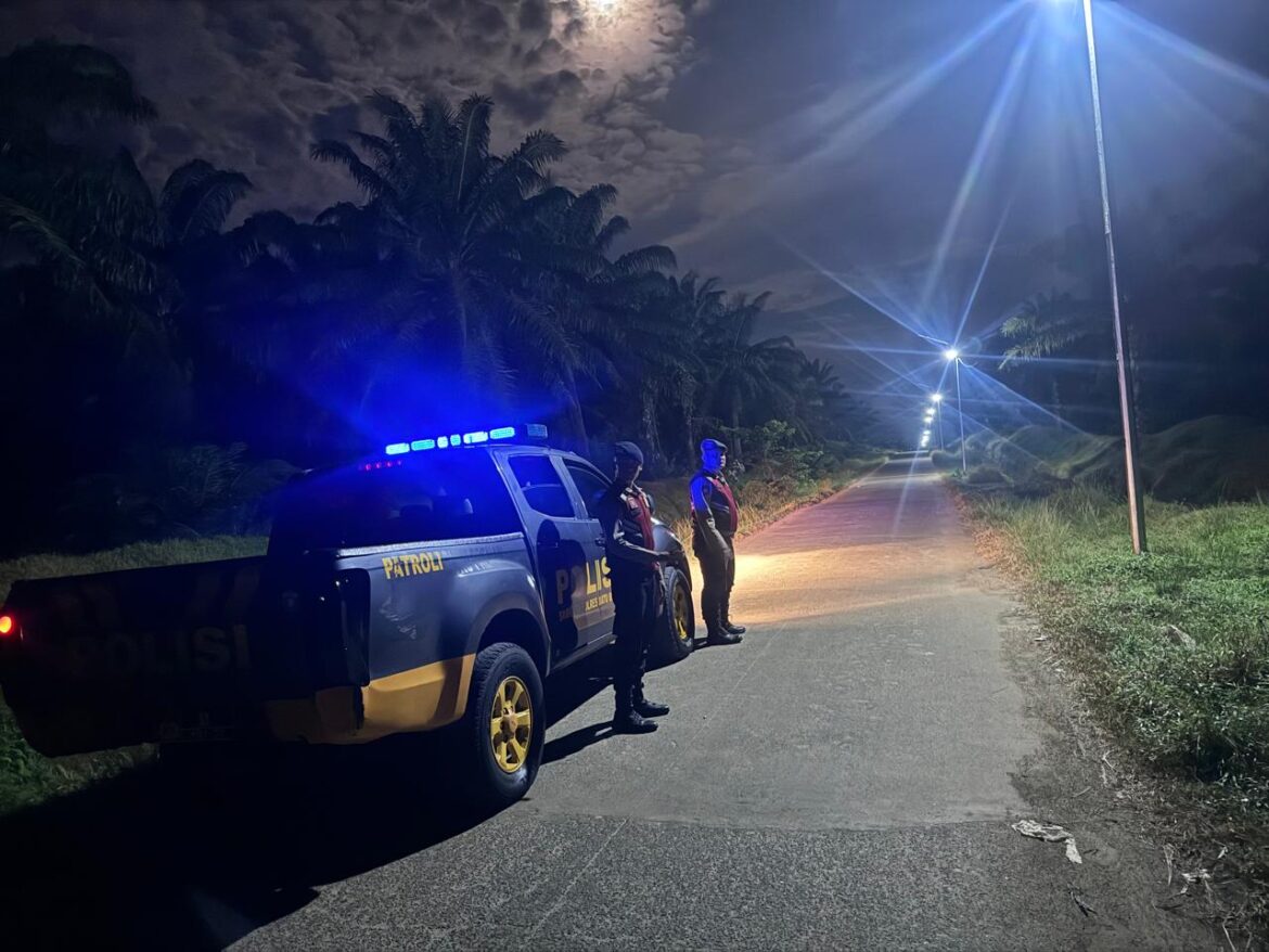 Sat Samapta Polres Batu Bara Patroli Presisi Blue Light di Jalinsum