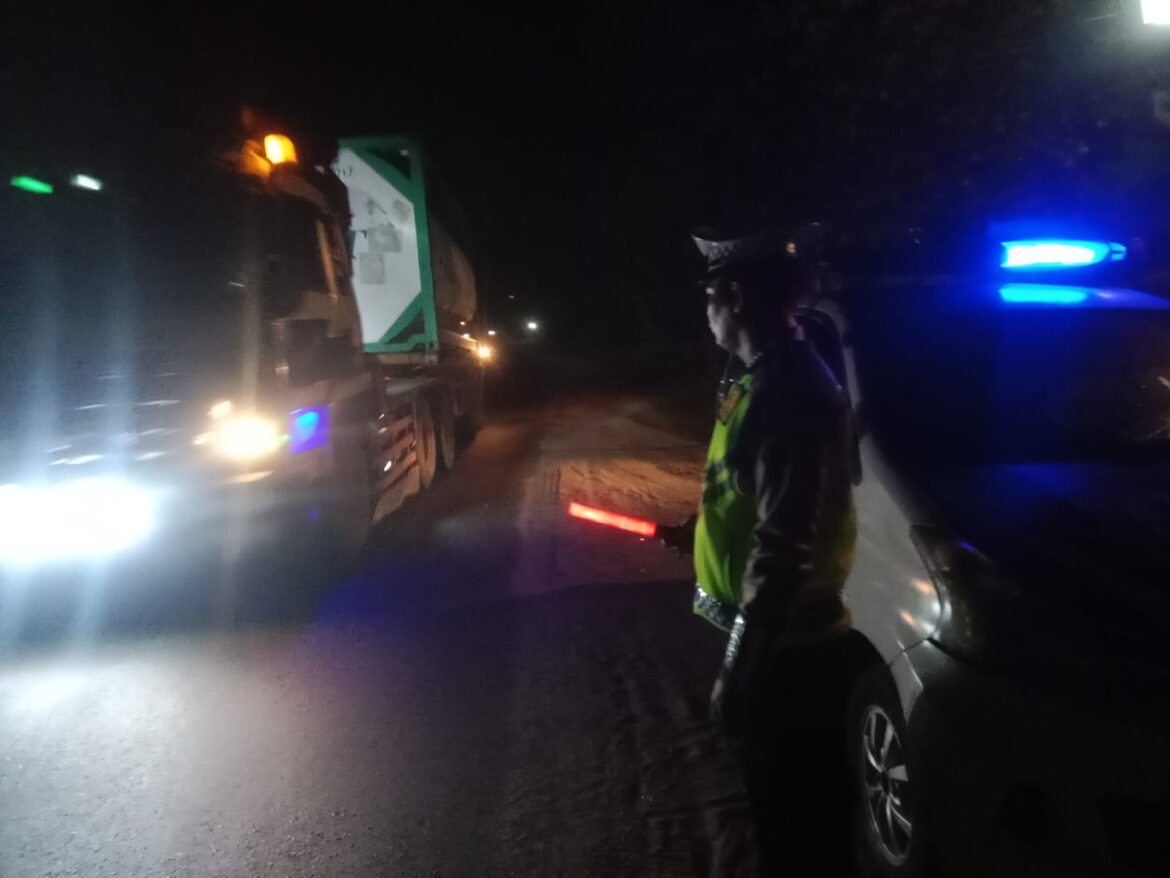Sat Lantas Polres Batu Bara Patroli Blue Light Sasar Lokasi Rawan Macet