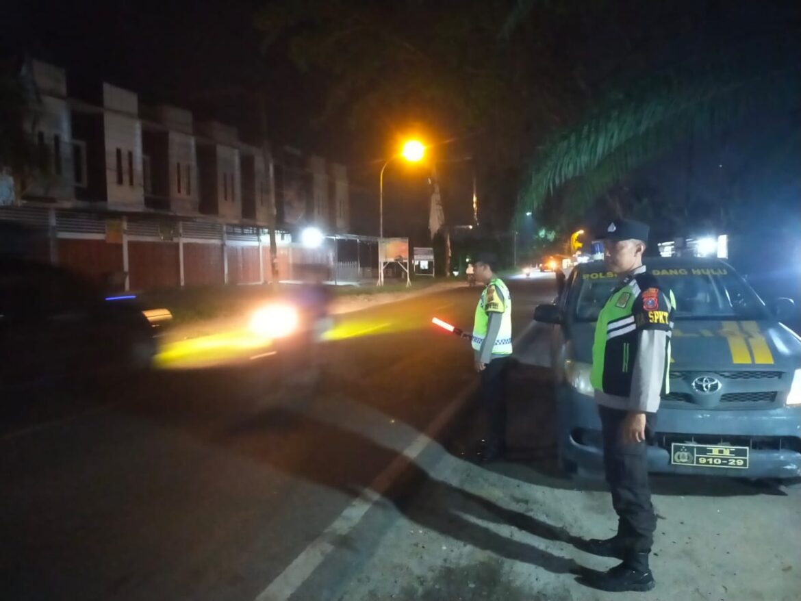 Proaktif Jaga Kamtibmas, Polsek Padang Hulu Patroli Blue Light