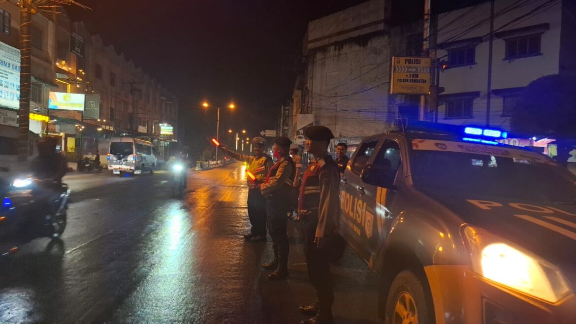 Jaga Situasi Kamtibmas, Polres Tebing Tinggi Gencar Patroli Blue Light