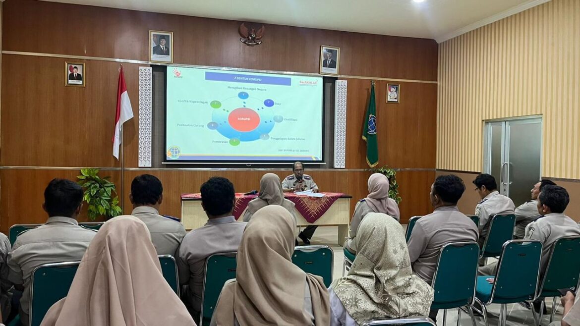 Sosialisasi Sertipikasi Tanah Aset Instansi Pemerintah dan Penggunaan Aplikasi “Sentuh Tanahku” di Kantor Pertanahan Kota Salatiga