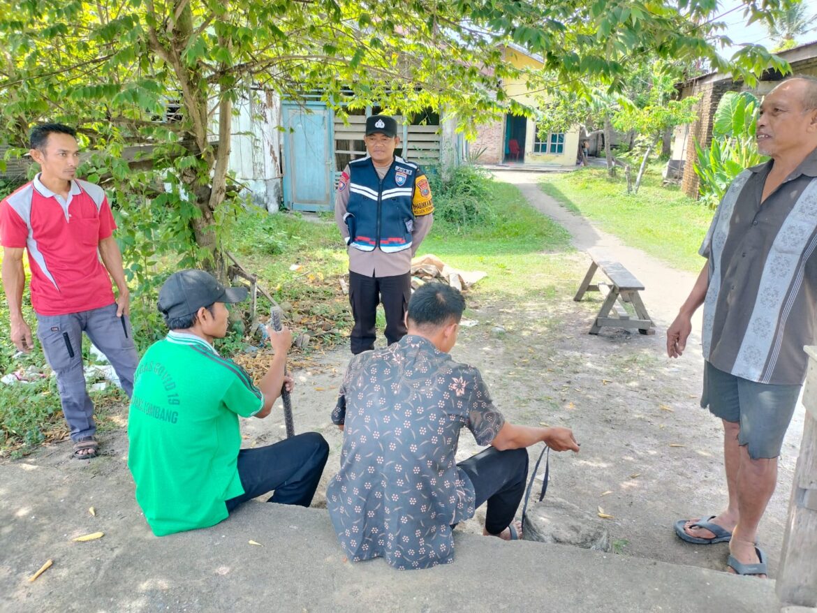 Bhabinkamtibmas Polsek Rambutan Ajak Warga Kuta Baru Jaga Kamtibmas