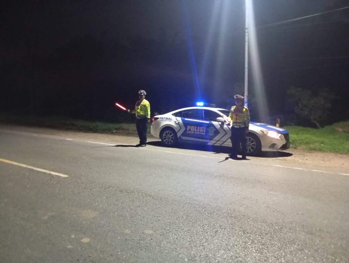 Sat Lantas Polres Batu Bara Patroli Blue Light di Lokasi Rawan Macet
