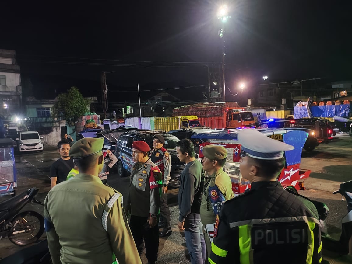 Cegah Aksi Premanisme Tim Patroli Gabungan Polres Sibolga Sambangi Warga