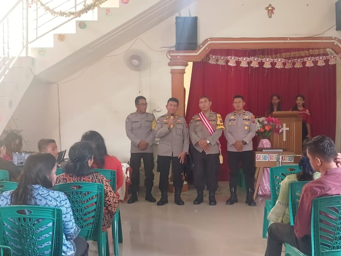 Polres Sibolga Gelar Minggu Kasih, Beri Sosialisasi Kamtibmas di Gereja GSJA Sibolga