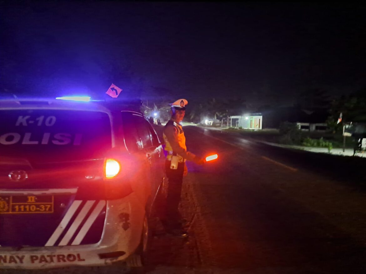 Sat Lantas Polres Batu Bara Patroli Dini Hari, Pastikan Kamseltibcarlantas