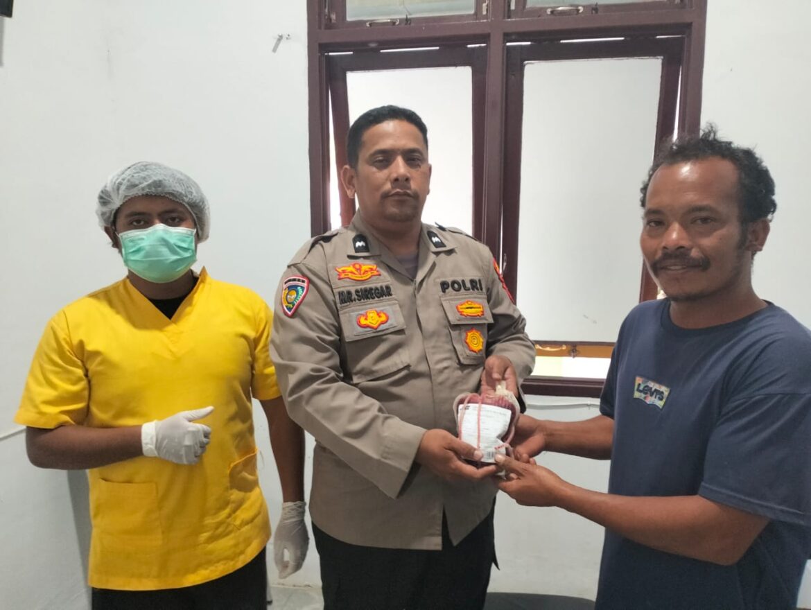 Jelang HUT kemerdekaan RI Ke-80 Personil Polres Pakpak Bharat Lakukan Donor Darah Bantu Masyarakat
