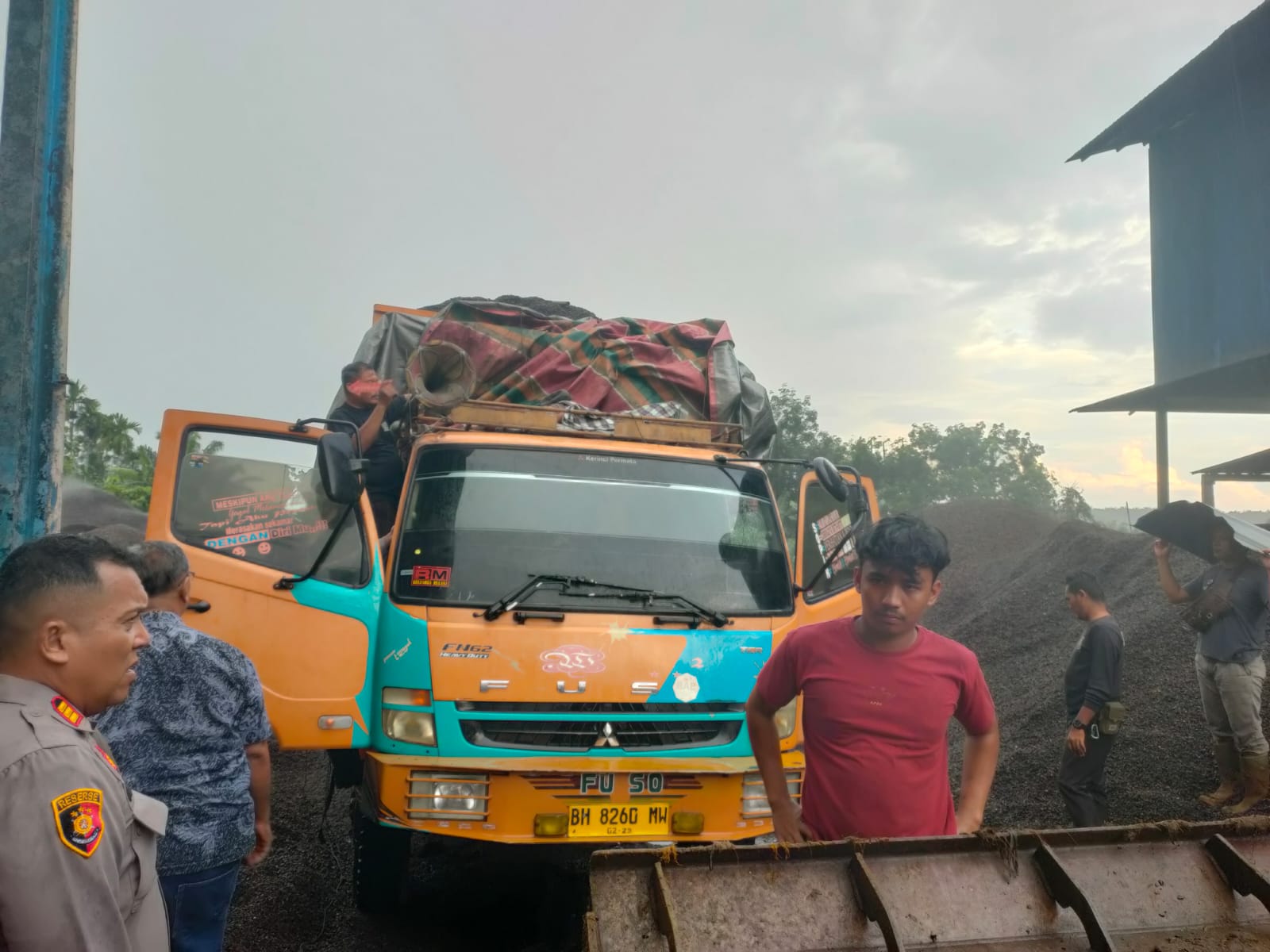 Kapolsek Tebing Tinggi AKP Andi Rahmadsyah, S.H, M.H Cek Lokasi Temuan Supir Truk Meninggal