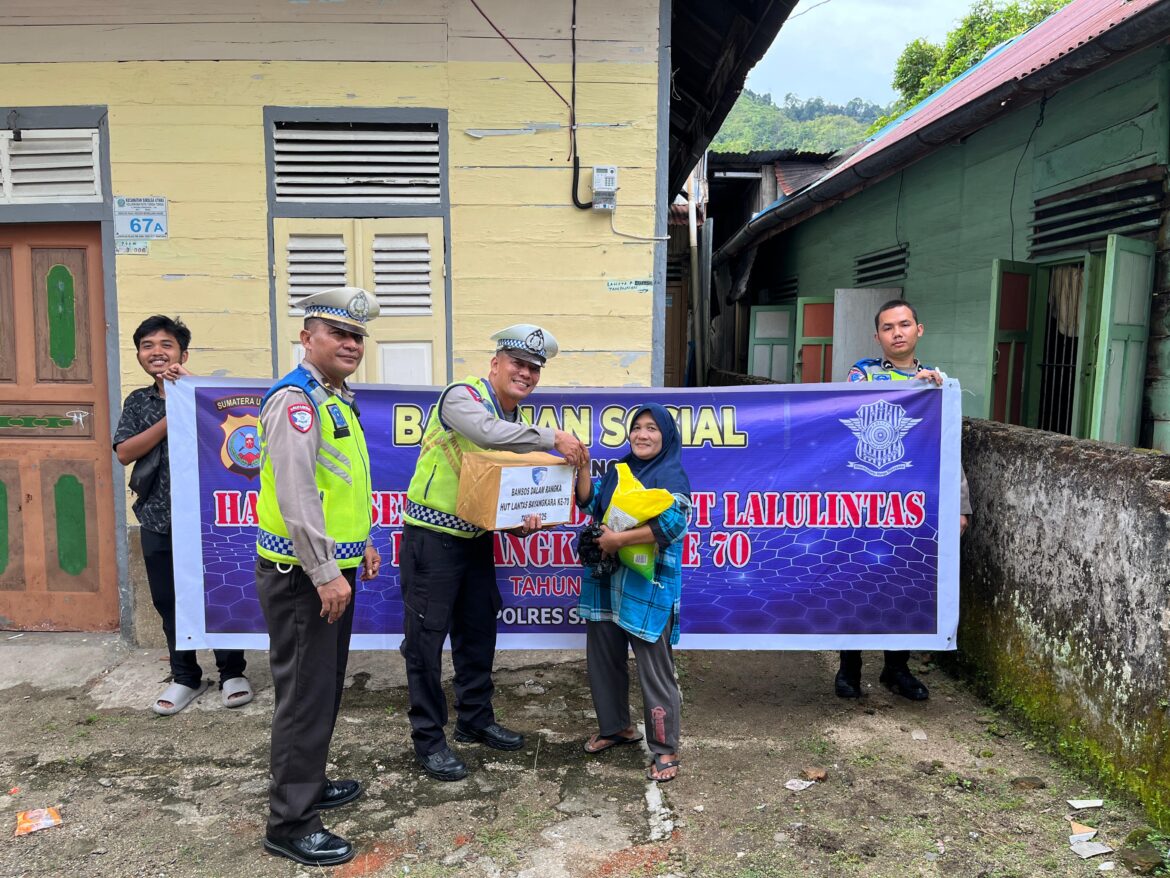 Satlantas Polres Sibolga Gelar Bakti Sosial Hari Keselamatan dan HUT Lalulintas Ke-70 Tahun 2025
