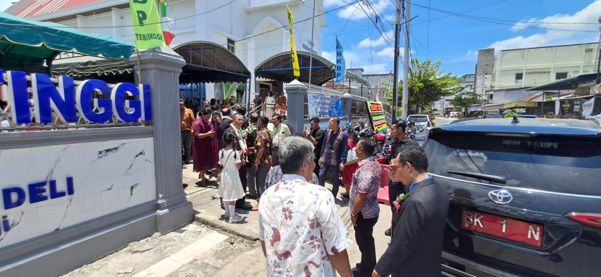 Polres Tebing Tinggi Pengamanan Pesta Gotilon dan Peresmian Gedung Sekolah Minggu HKBP