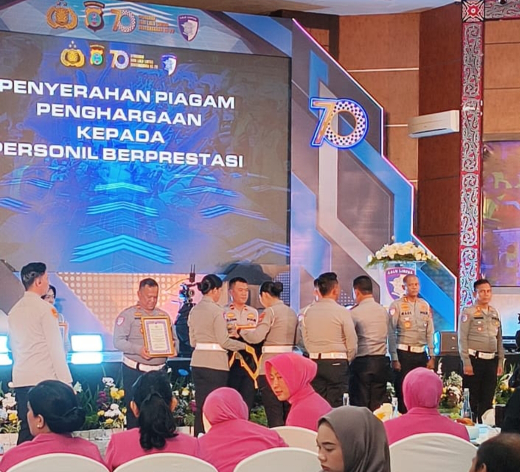 Satlantas Polres Tebing Tinggi Terima Penghargaan HUT Lalu Lintas Bhayangkara Ke-70